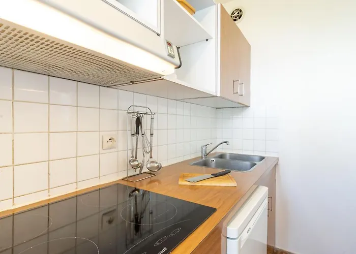 Du Port-2 By Interhome Appartement Cabourg